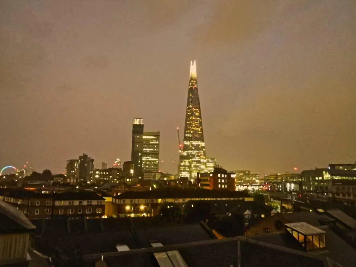 The Maltings Tower Bridge Apartment Londýn